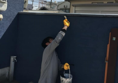 笠木の塗装風景